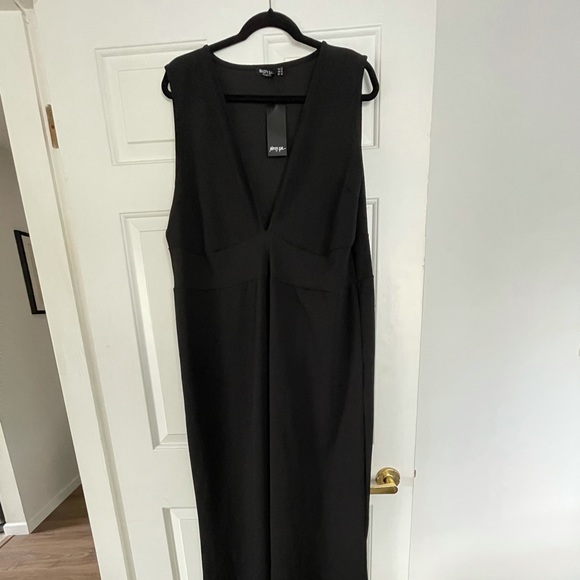 Black V Neck Jumpsuit - Picture 1 of 3